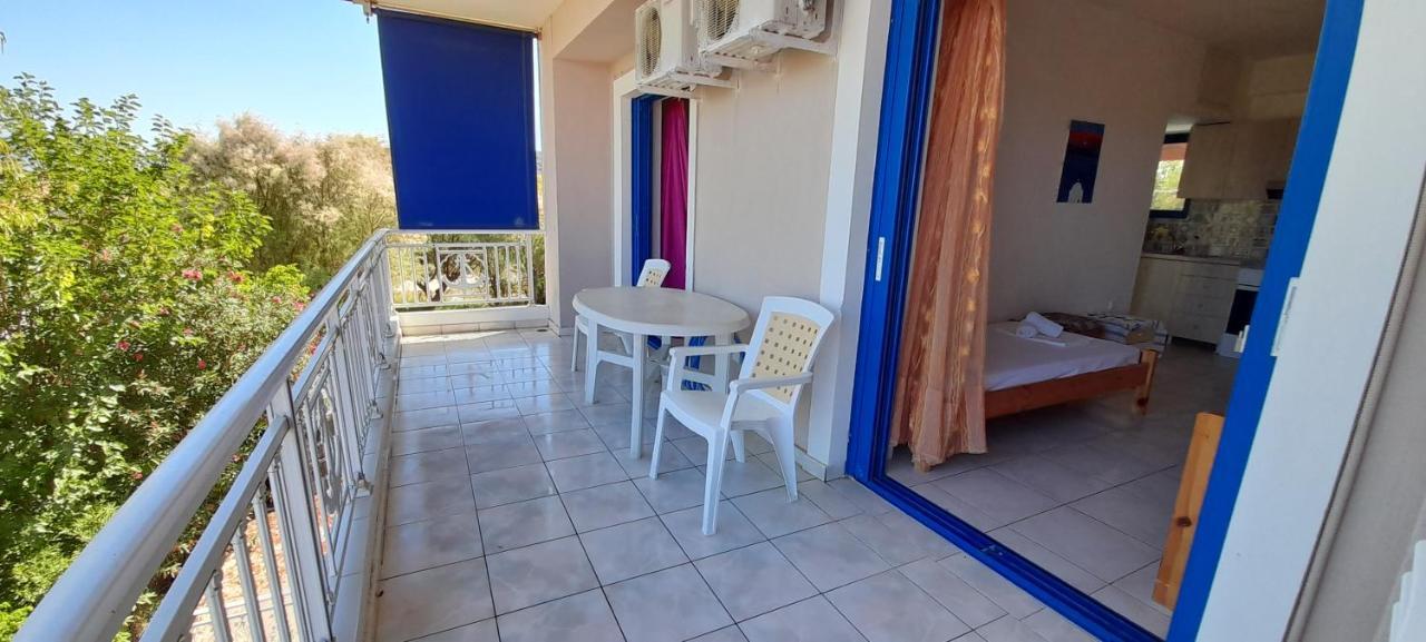 Lakkopetra Beach Apartments Lakopetra Esterno foto