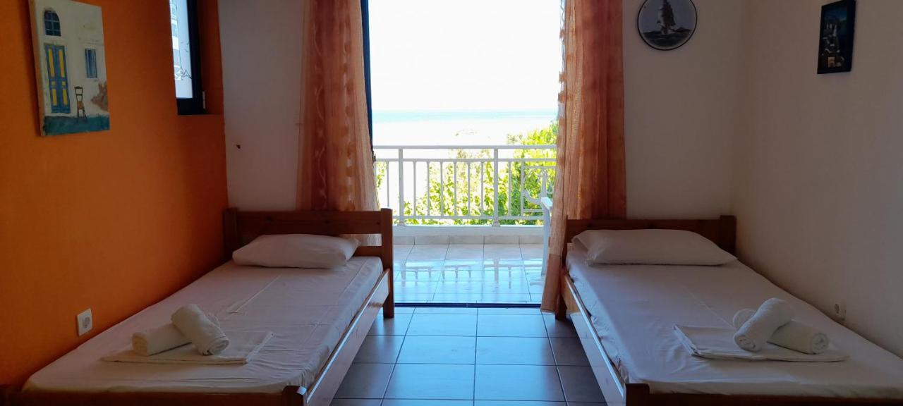 Lakkopetra Beach Apartments Lakopetra Esterno foto
